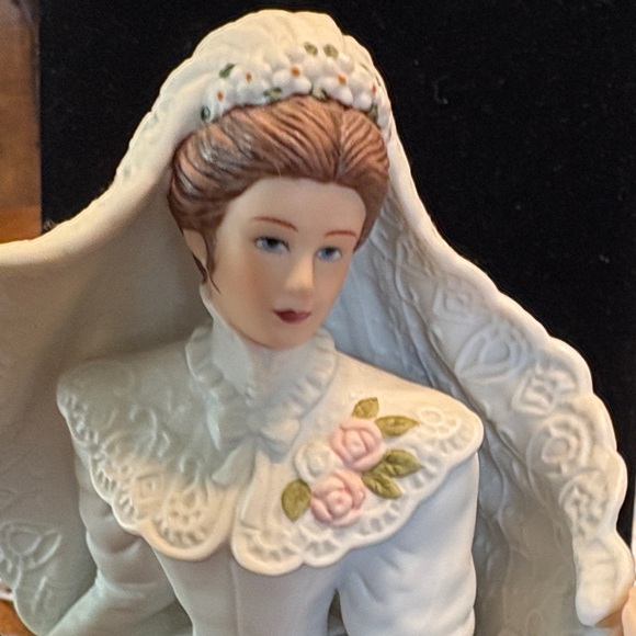 Lenox Bride Sculpture with White and Pink Accents - Picture 3 of 8